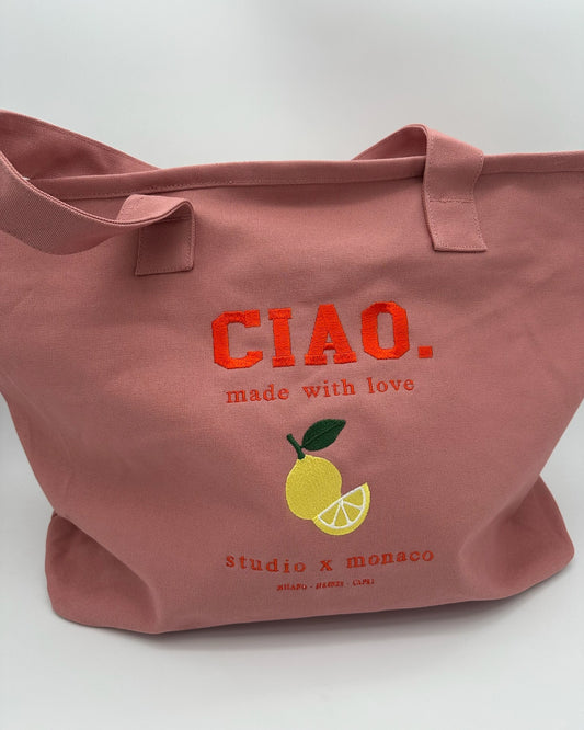 Oversized Canvas Tote Bag Strandtasche bestickt Ciao in Rose von studio x monaco