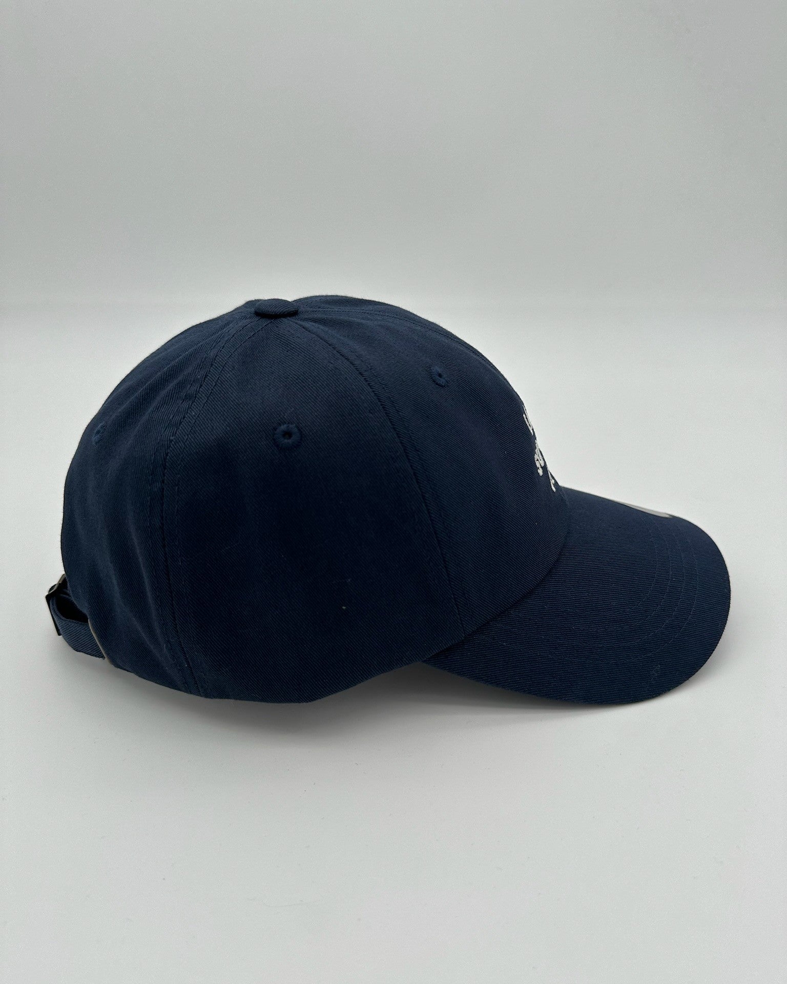 Lazy Sunday Club Baseball Cap aus Baumwolle hochwertig bestickt in Navy