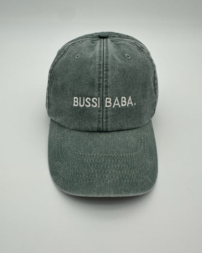 Vintage Cap mit hochwertiger Bestickung Bussi Baba in sage