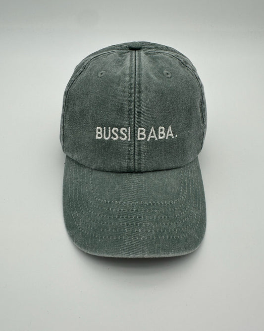 Vintage Cap mit hochwertiger Bestickung Bussi Baba in sage