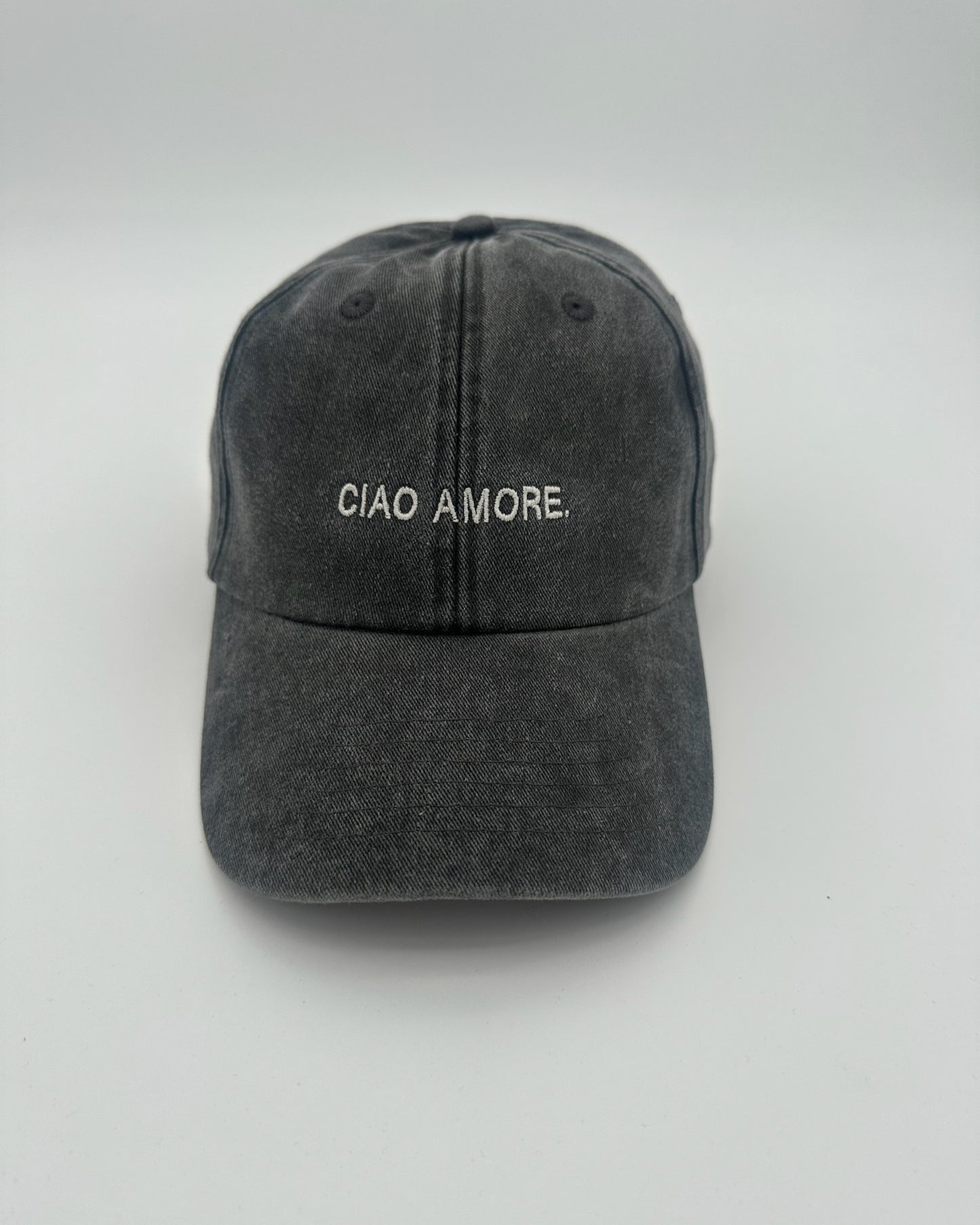 Vintage Cap mit hochwertiger Bestickung Ciao Amore in black
