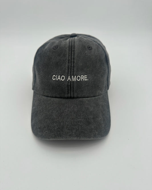 Vintage Cap mit hochwertiger Bestickung Ciao Amore in black