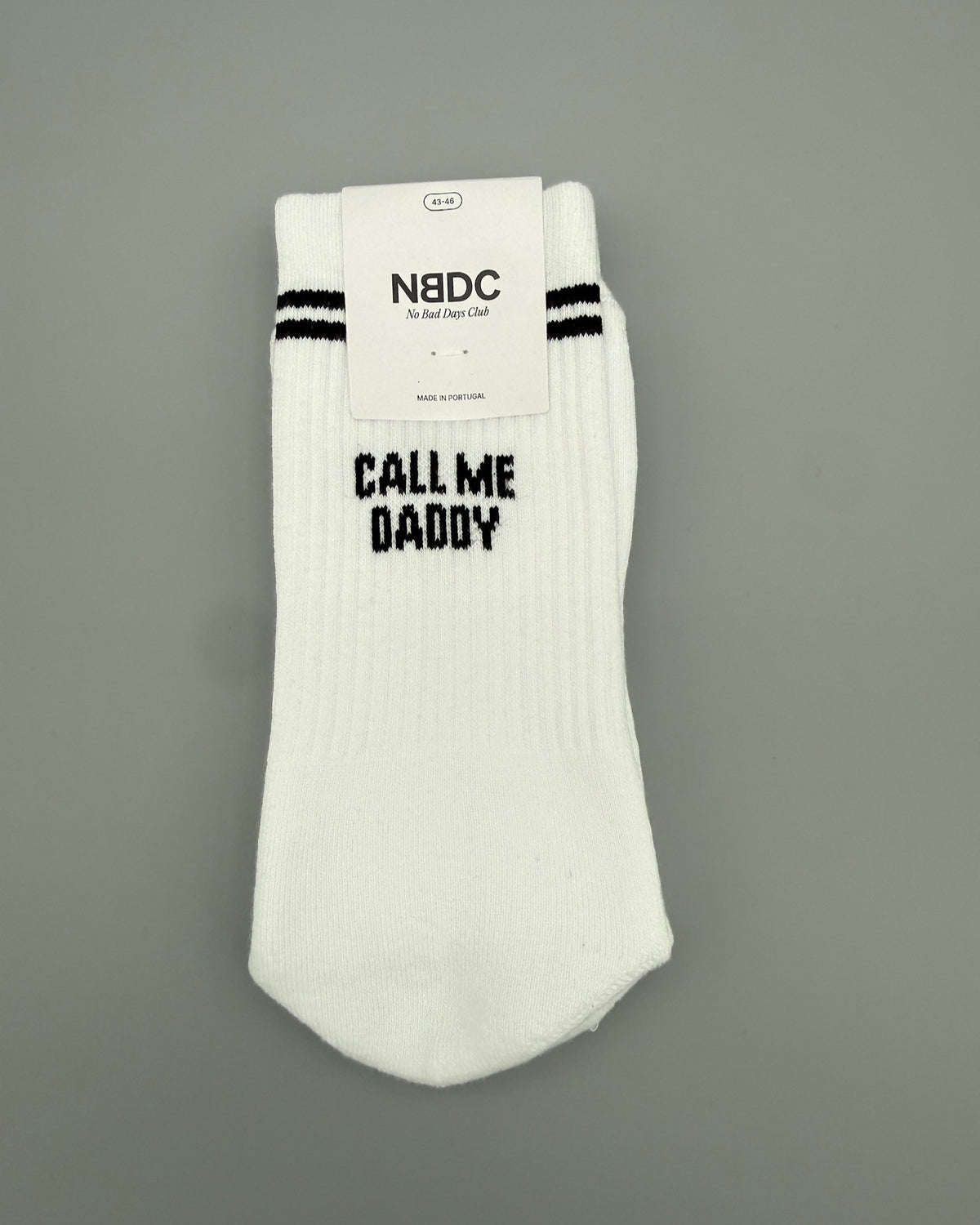 Weiße Call Me Daddy Socken von NBDC