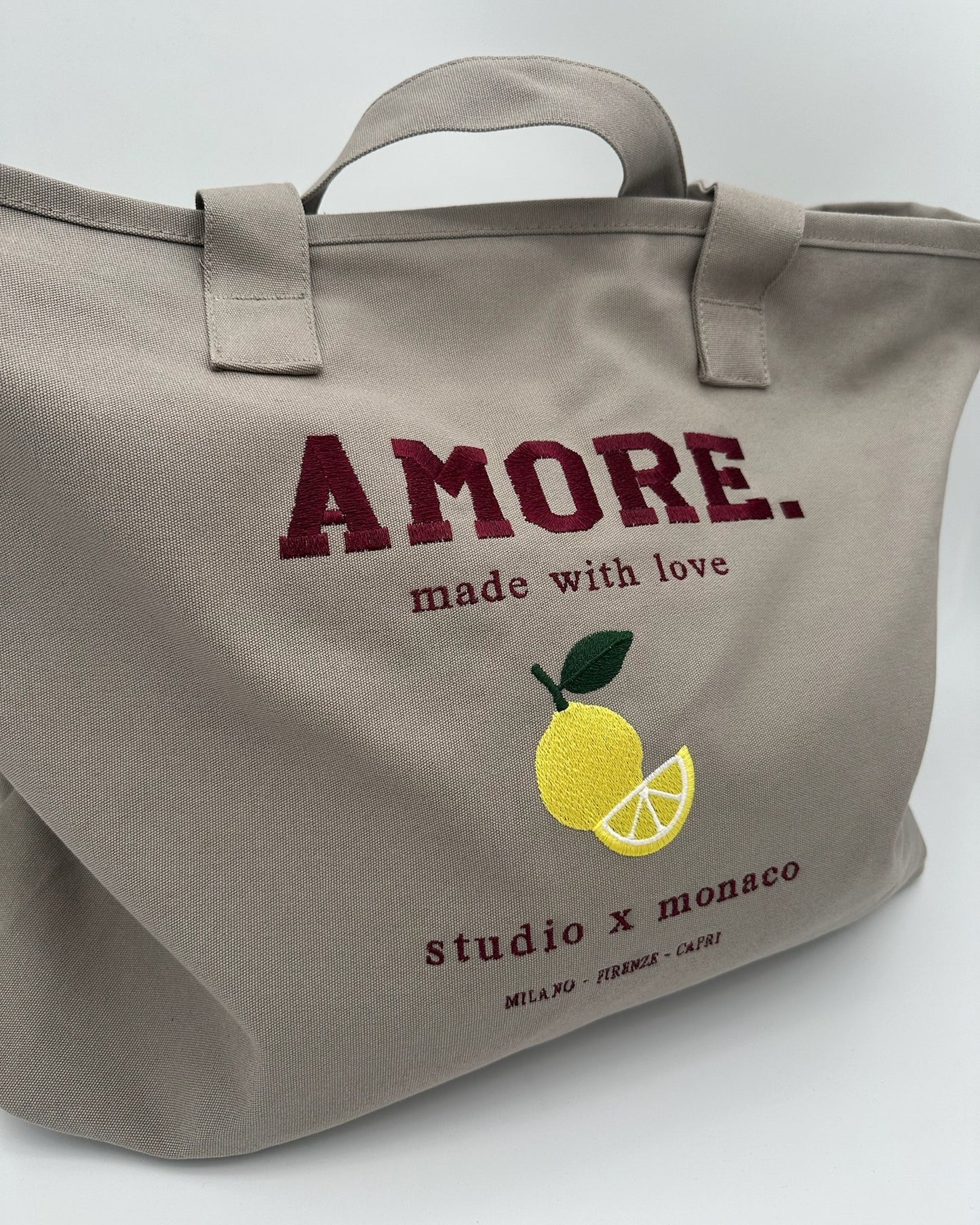 Oversized Canvas Tote Bag Amore in grey von studio x monaco