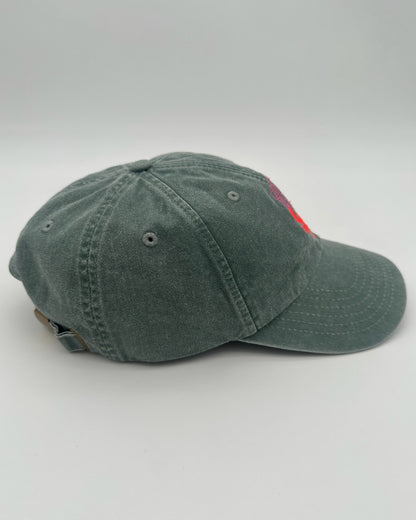 Vintage Cap mit hochwertiger Bestickung Flower Lobster in sage von studio x monaco