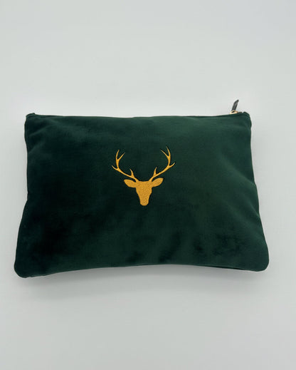 Samt Kosmetik Pouch mit Hirsch Stickerei in Größe 30x20cm, personalisierbar mit Name oder Initialen von studio x monaco